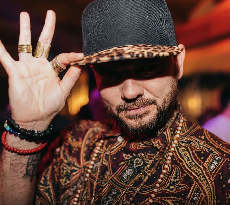 Dj Pale — Aperitivo speciale con Dj Pale