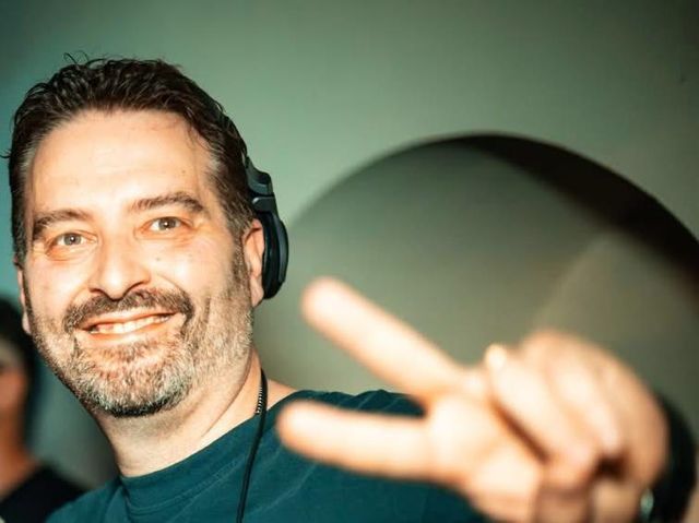 Dj Simoncelli — Aperitivo speciale con Dj Simoncelli