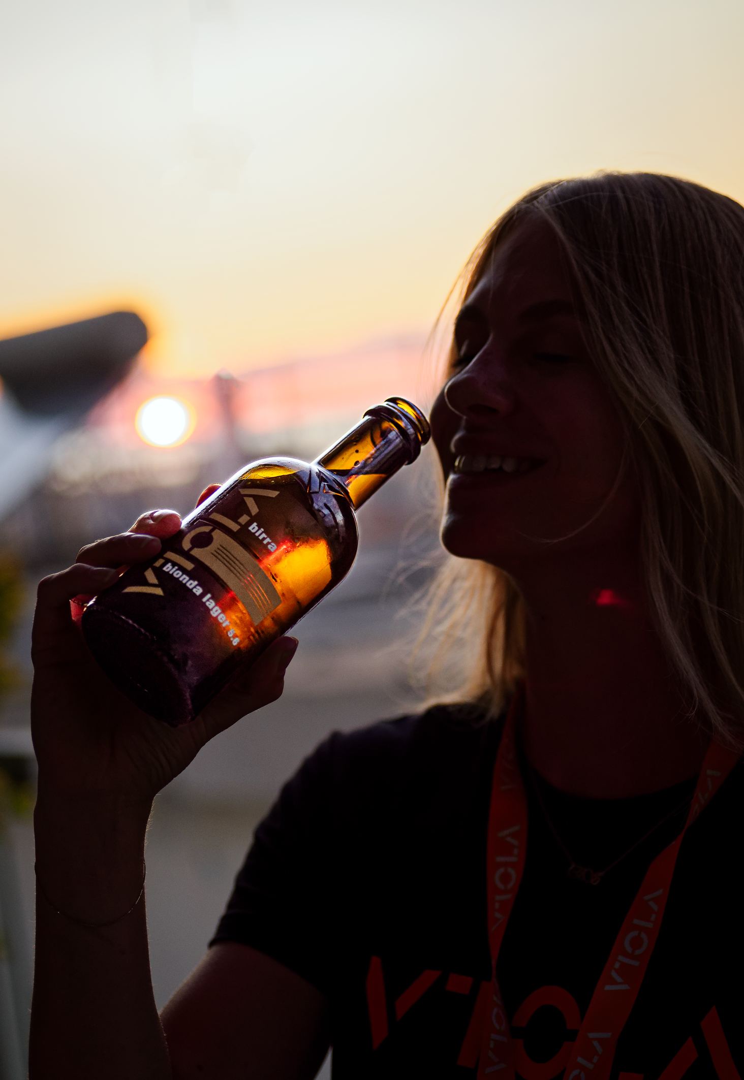 Aperitivo al tramonto al racket bar
